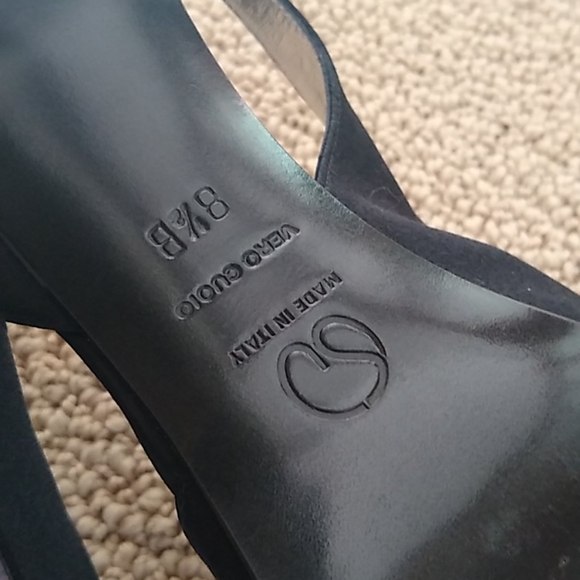 ST. JOHN Black Couture - Picture 4 of 6